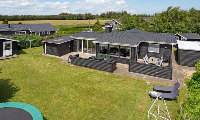 Nørre Hurup House | Holiday Home Edel - 650m from the sea by Interhome