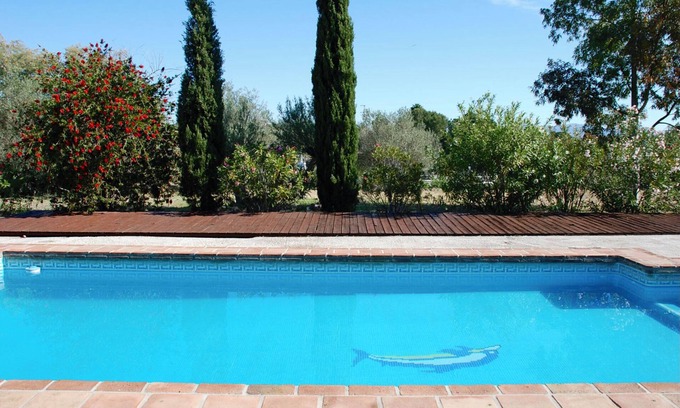 Alhaurin el Grande Villa | Holiday Home 'Finca Lavinia' with Mountain View, Wi-Fi and Air Conditioning
