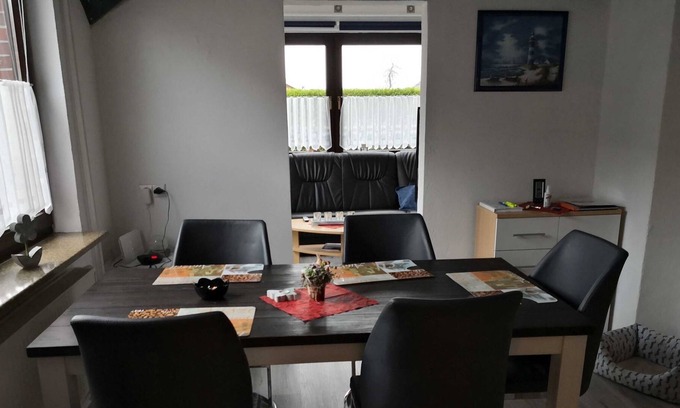Wittmund Apartment | Holiday Home - Ferienwohnung König