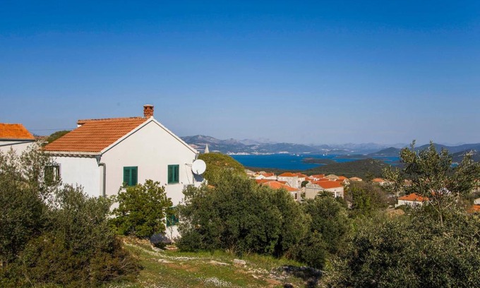 Janjina House | Holiday Home Green Lagoon
