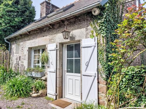Paimpol House | Holiday Home Gwenn by Interhome