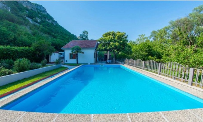 Slipcici House | Holiday Home Harmony