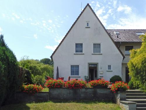 Luegde House | Holiday Home Haus am Berg der Osterräder by Interhome