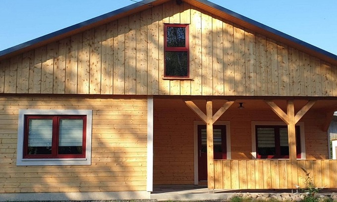 Blankenburg House | Holiday Home 'Haus Am Blankenburger See' with Private Terrace and Wi-Fi