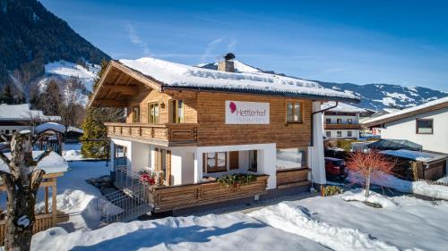 Maishofen Villa | Holiday Home Hettlerhof