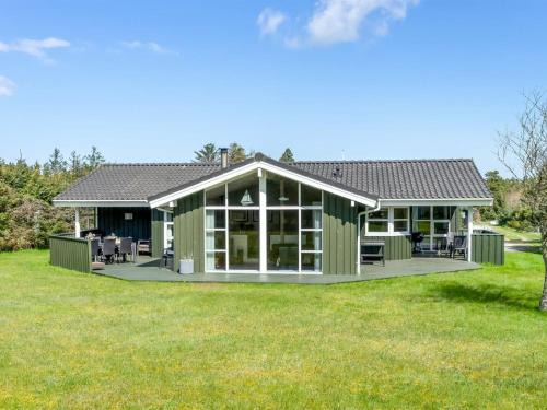 Blokhus House | Holiday Home Hildburg - 1-5km from the sea by Interhome