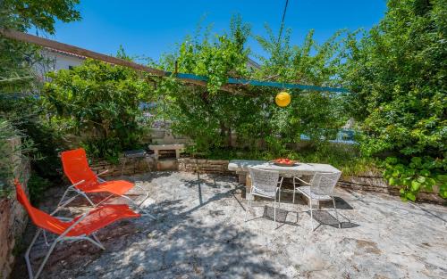 Rakalj House | Holiday Home House Istria