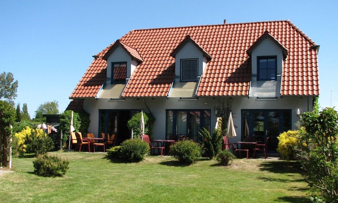 Vitte House | Holiday home Hus Strandgut