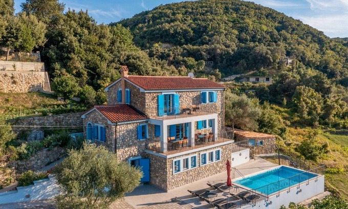 Rab Town House | Holiday Home in Supetarska Draga with Seaview, Terrace, Air condition, WIFI (890-1)