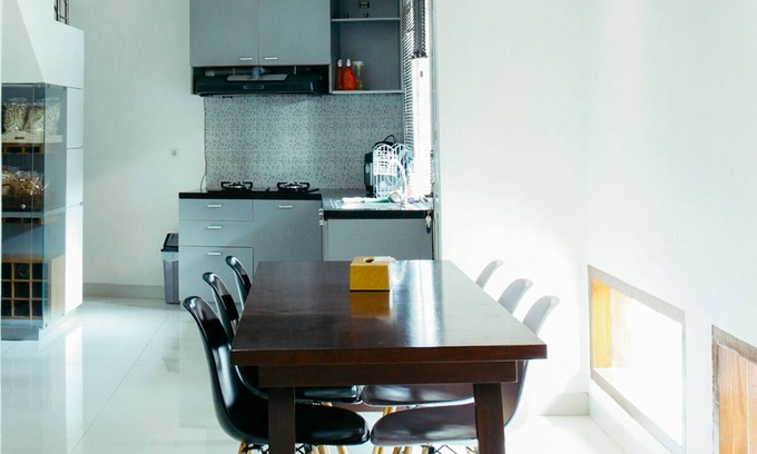 Setiabudi House | Holiday home in Bandung