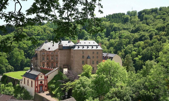 Kyllburg House | Holiday home in Kyllburg Eifel near the forest