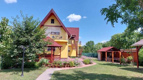 Poroszlo House | Holiday home in Poroszlo - Theiss-See 43133