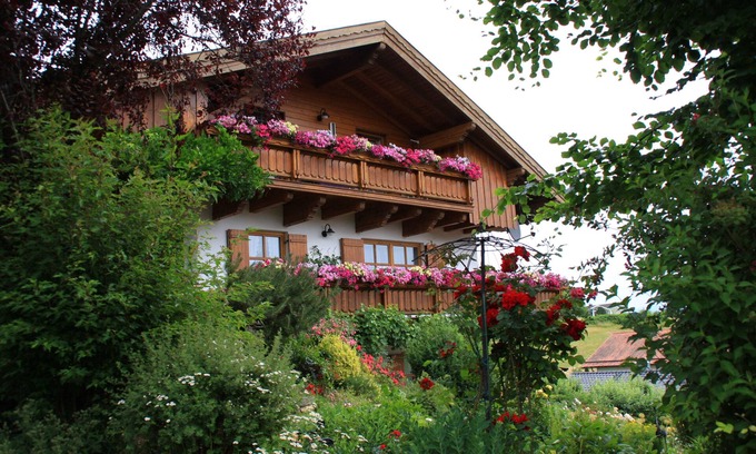 Regen Apartment | Holiday home in quiet location with terace and panoramic view