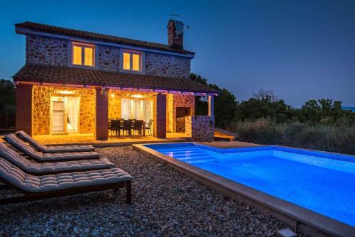 Risika House | Holiday home in Risika - Insel Krk 38433