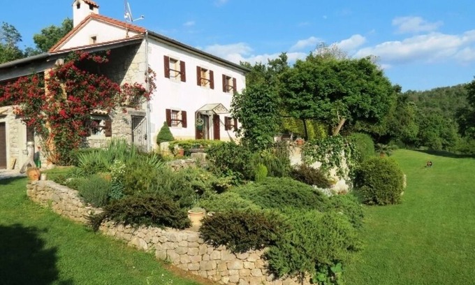Rim House | Holiday Home in Roč with Terrace, Air condition, WIFI, Washing machine (3458-1)