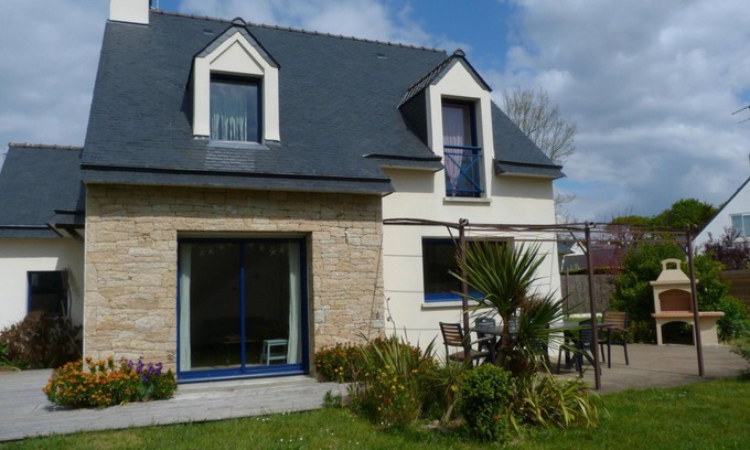 Saint-Jacques Villa | Holiday home in southern Brittany sleeps 2-8, 300 m from the beaches
