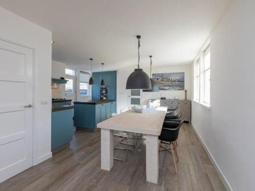 Serooskerke House | Holiday Home in Zeeland Family-Friendly, cleaning included