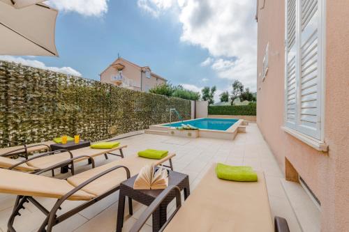 Zupa dubrovacka Villa | Holiday Home Iva