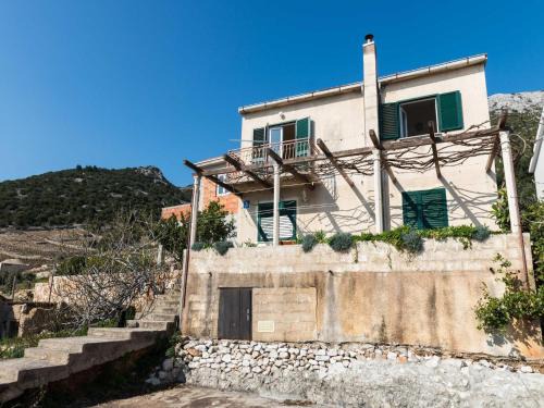 Orebic House | Holiday Home Jasminka - Three Bedroom Holiday Home with Terrace and Sea View