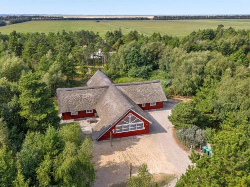 Sønderstrand House | Holiday Home Jenna - 1-4km from the sea by Interhome