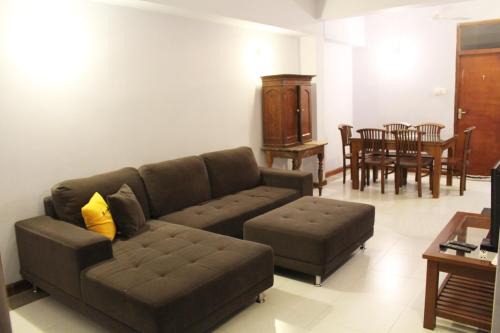 Thalapathpitiya Apartment | Holiday Home Kotte