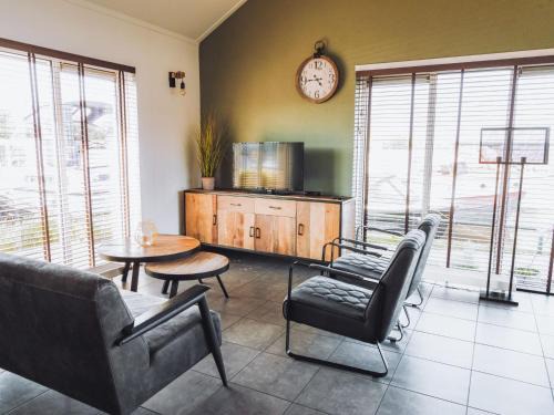 Municipality of Uitgeest Resort | Holiday Home Kraaijennest by Interhome