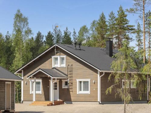 Kuortti House | Holiday Home Kurki by Interhome