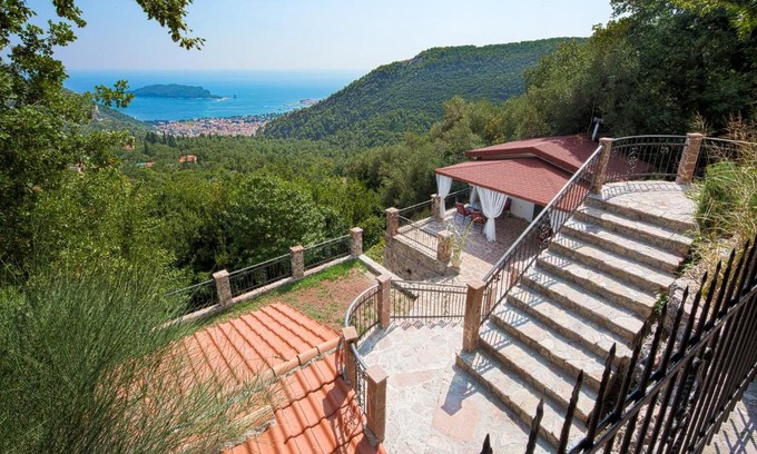 Lapcici House | Holiday Home La Musica