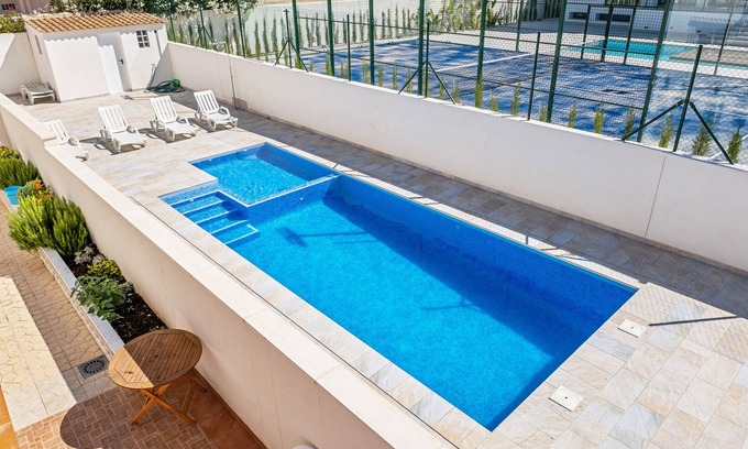 Torrevieja Apartment | Holiday Home 'Las Calas B Y D' with Shared Pool, Private Terrace and Wi-Fi