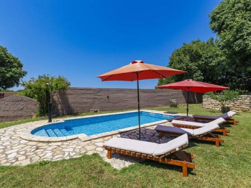 Valtura House | Holiday Home Laura by Interhome