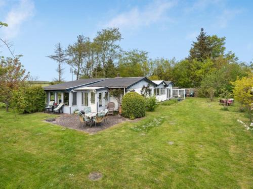 Hou House | Holiday Home Lenard - 400m from the sea by Interhome