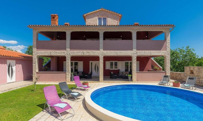Rakalj House | Holiday Home Ljiljana by Interhome
