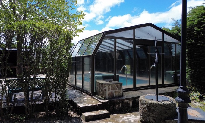 Peguerinos House | Holiday Home 'Los Ciegos' with Mountain View, Private Terrace and Wi-Fi