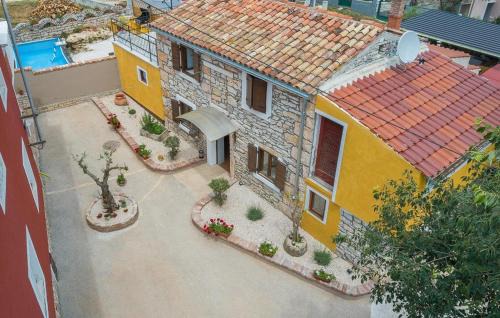 Nova Vas House | Holiday Home Mandula