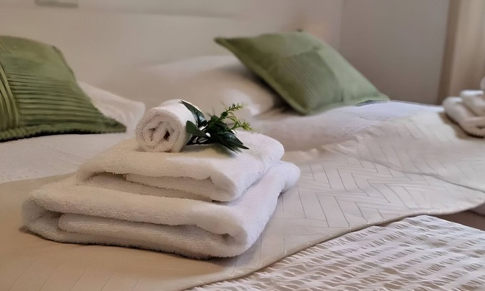 Beuren House | Holiday home "MB Homes" with mountain view, private terrace and WLAN