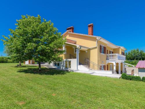 Juricev Kal House | Holiday Home Melian by Interhome