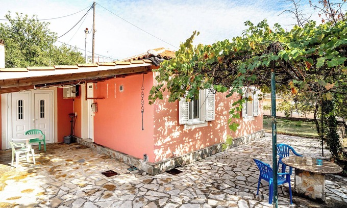 Eleios-Pronnoi House | Holiday Home 'My Vacations Nature House' with Mountain View, Wi-Fi and Air Conditioning