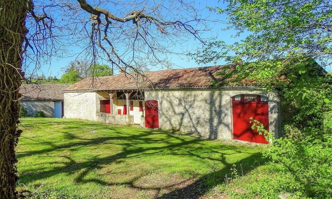 Sigoules House | Holiday Home near Bergerac Vineyards