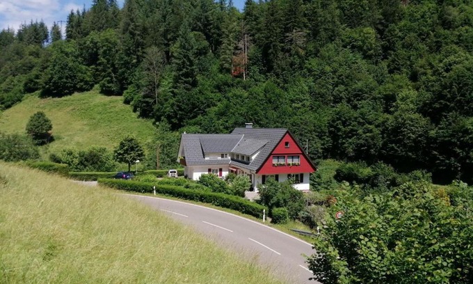 Oppenau Apartment | Holiday home near the forest in Oppenau