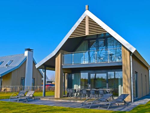Tholen House | Holiday Home Oesterdam Resort by Interhome