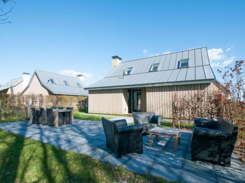 Tholen House | Holiday Home Oesterdam Resort-1 by Interhome
