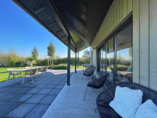 Tholen House | Holiday Home Oesterdam Resort-1 by Interhome