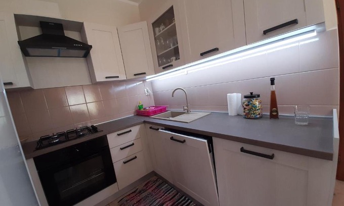 Brodarica Apartment | Holiday Home Orlov