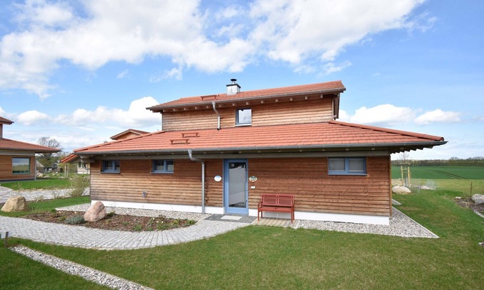 Moor-Rolofshagen House | Holiday Home 'Ostseeseele' with Private Terrace, Private Garden and Wi-Fi