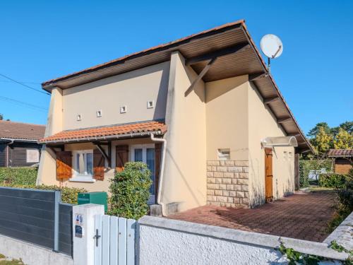 Mimizan House | Holiday Home Oyan Aldo by Interhome