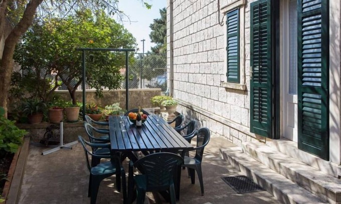 Ploce House | Holiday Home Patricija-Duplex Three Bedroom Apartment with Balcony and Sea View (A6+1)