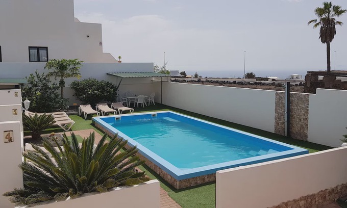 Tias Resort | Holiday home - Quiet complex with salt water pool, Boule, Centre Tias