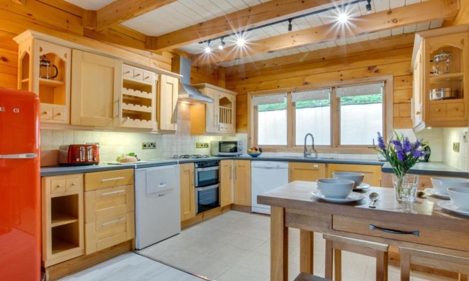 Little Petherick House | Holiday Home Rosehill by Interhome