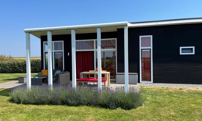 Wemeldinge House | Holiday Home Ruisweg 51 by Interhome