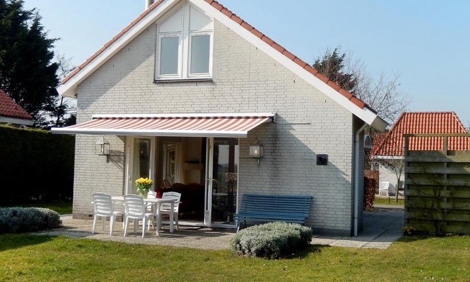 Municipality of Noordwijk Resort | Holiday Home Stern Comfort-2 by Interhome